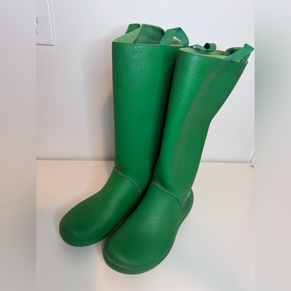 Crocs Women's Rainfloe Boot-size 7